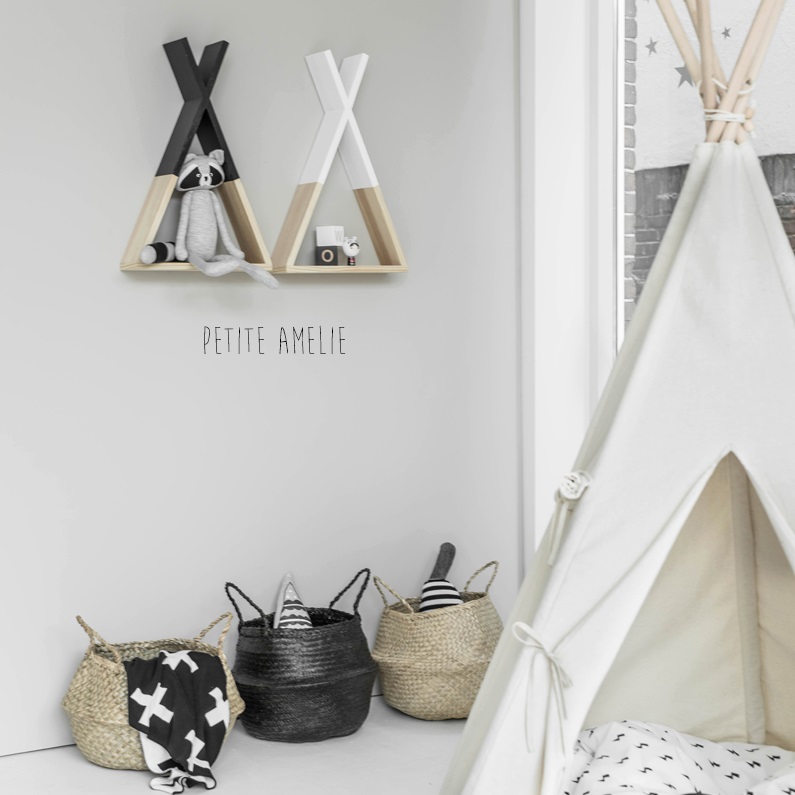 Nouveauté enfant !  Etagère en bois "TIPI" pour une décoration originale