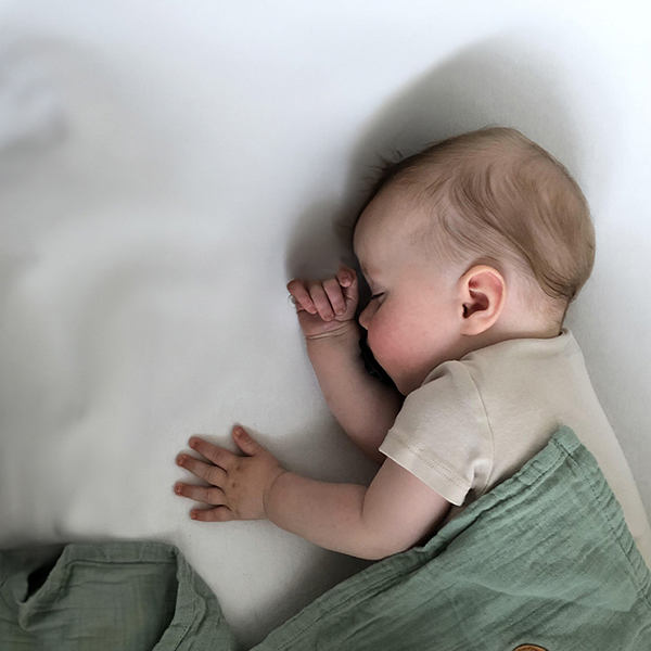 Guide des protège-matelas pour bébés et enfants