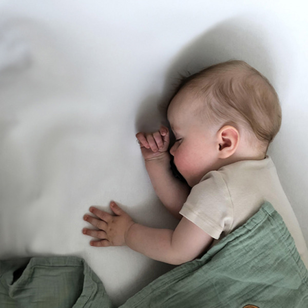 Guide des protège-matelas pour bébés et enfants
