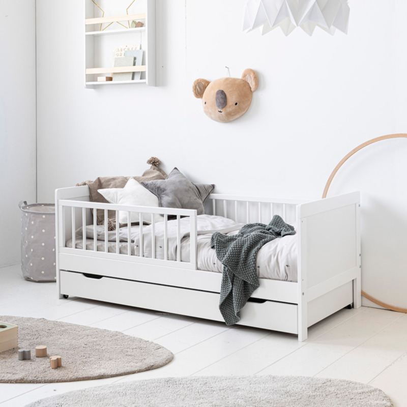 Lit enfant : quand passer du lit bébé au lit de grand ? 