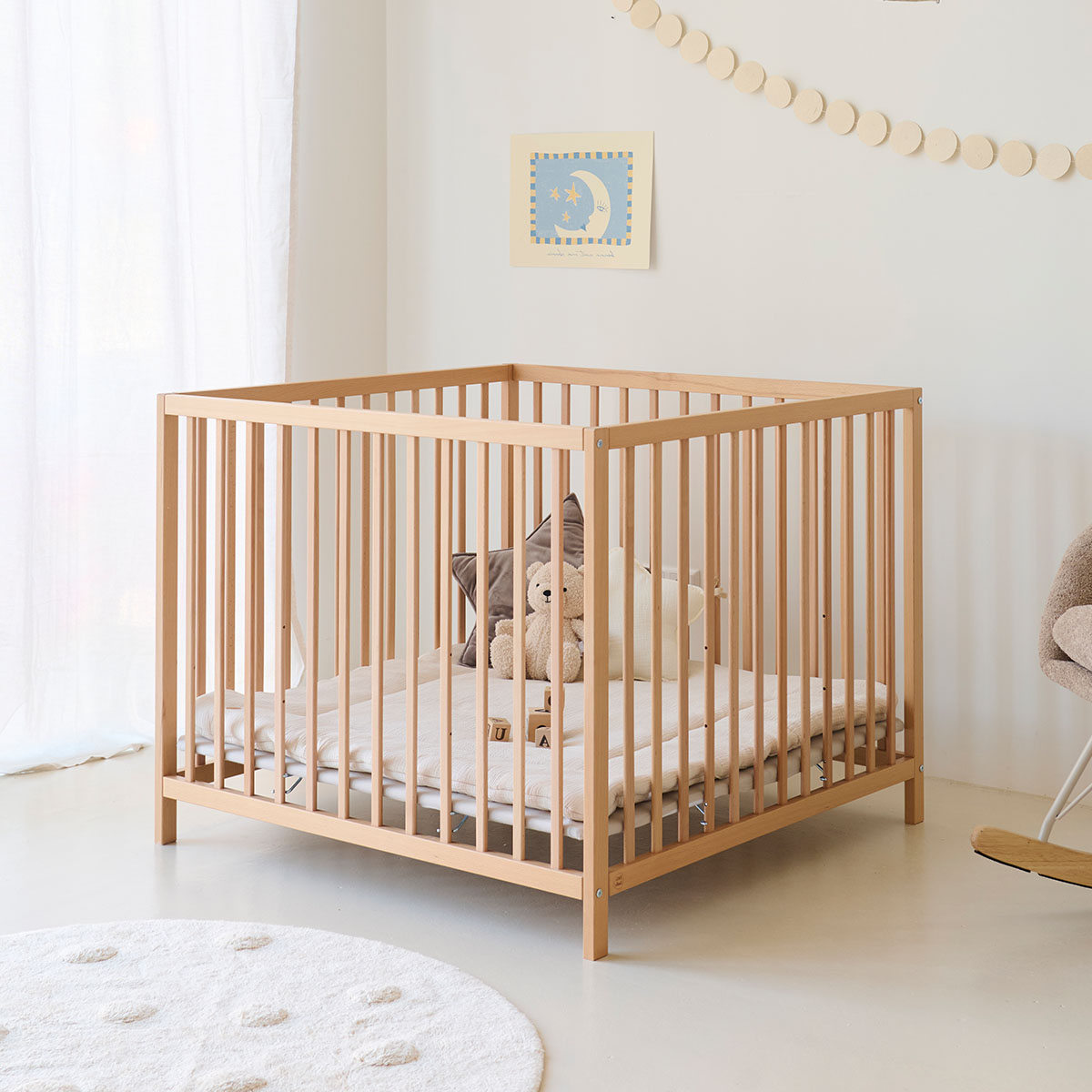 Petite Amélie - Petite Amélie Parc Bébé | Nois | Hêtre Massif | Naturel | 95x95 cm | Réglable en hauteur | Sécurisé pour enfant jusqu'à 24 mois ou 15 kg