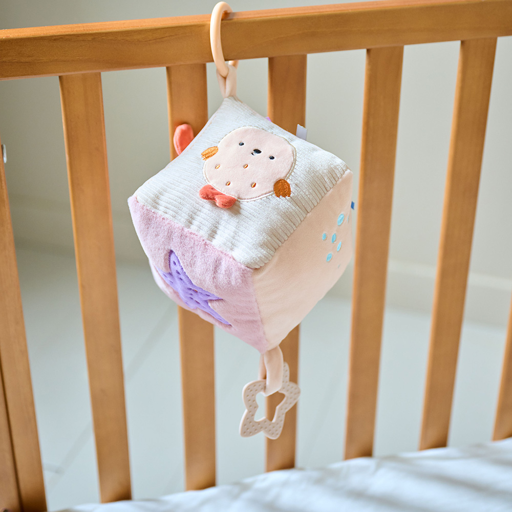 Petite Amélie | Cube d'activité bébé en peluche Océan | Sensoriel | Pêche | 13x13x13 cm (Petite Amélie) - Image 3