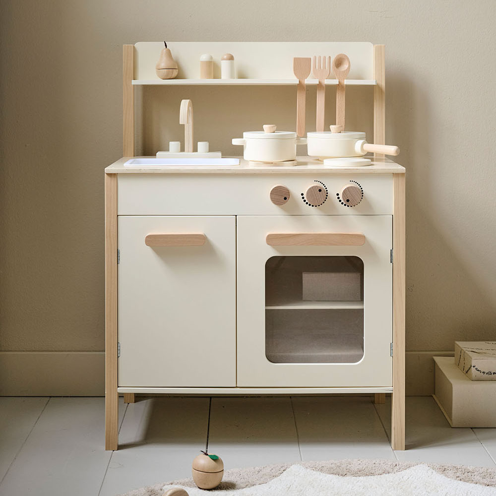 Petite Amélie - Petite Amélie | Cuisine en bois enfant Chantilly | Bois durable | Beige | 55x32x76 cm | Set de 10 accessoires inclus | Pour enfants 3 ans et plus