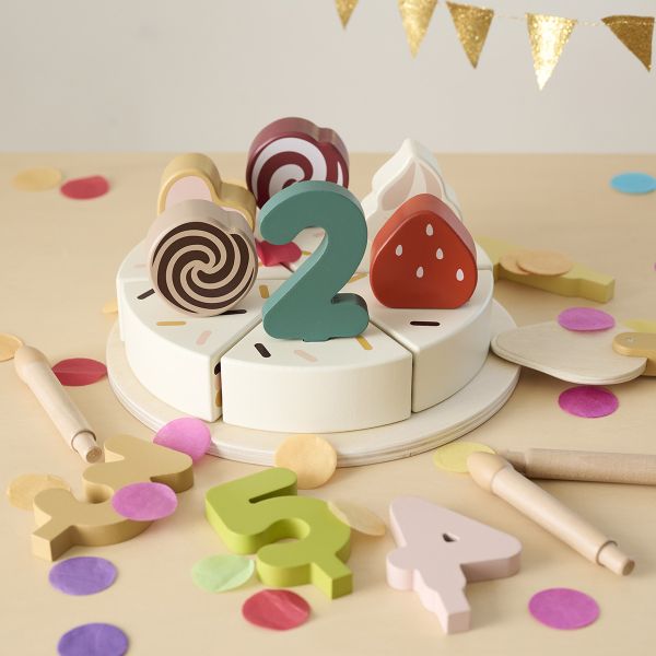Gateau d'anniversaire en bois​ et ses 23 accessoires