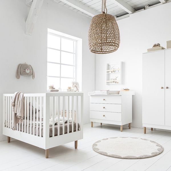Chambre bébé complète évolutive en bois de la collection Bocca en blanc par Petite Amélie