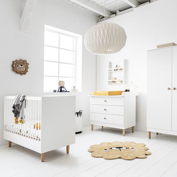 Armoire enfant bois massif blanc et bois Gabby