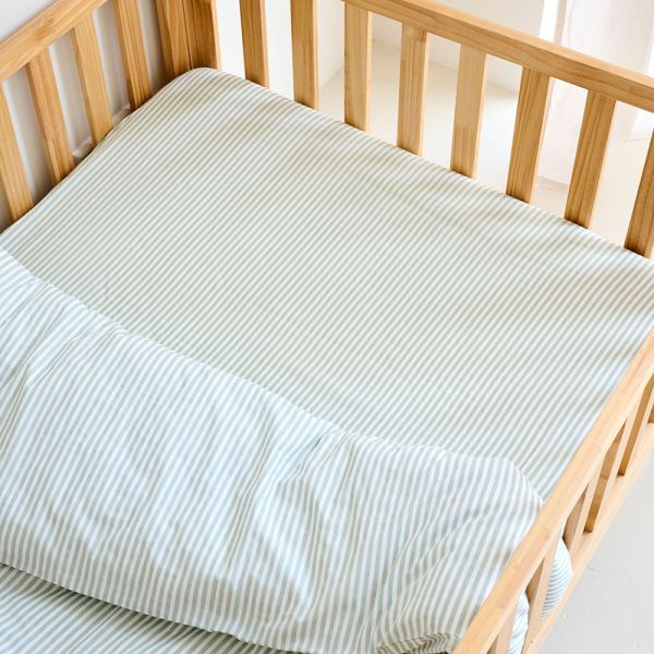 DRAP-HOUSSE 80 X 160 CM «STRIPED» | BLANC CASSÉ ET VERT