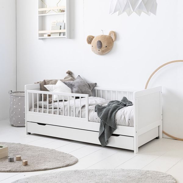 lit enfant 2 ans blanc bois barrieres Petite Amélie