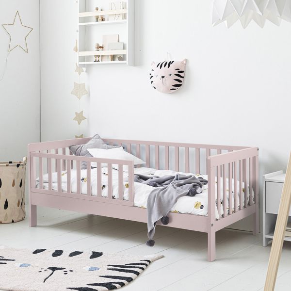 Lit pour petit enfant 70x140 cm avec barrière rose de Petite Amélie 