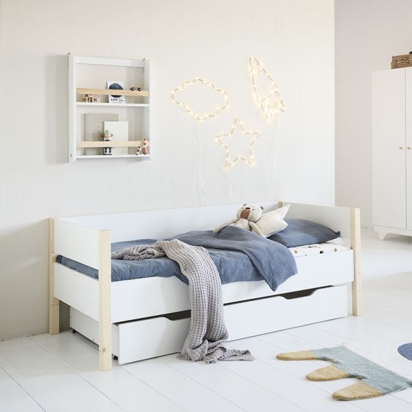 Petite Amélie Lit enfant 2 ans Blanc Plume 70x140 cm