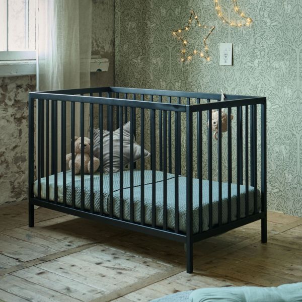 lit pour bebe bois noir Petite Amélie