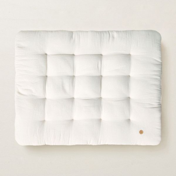 Tapis de jeu bebe 110x85 cm en mousseline et blanc par Petite Amélie