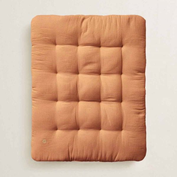 Tapis de jeu bebe 110x85 cm en mousseline et caramel lpar Petite Amélie