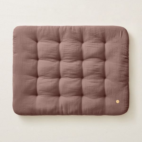 tapis sol prune rose fonce coton bio chambre bebe 85x110 Petite Amélie