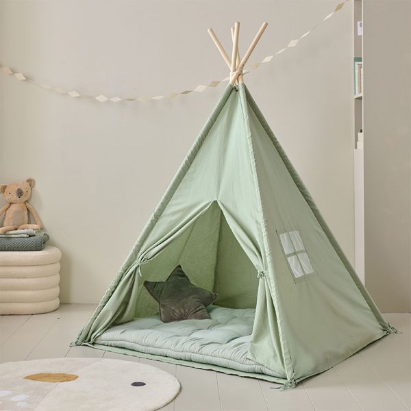 Tipi en vert 158 cm de haut en coton et bois de pin par Petite Amélie