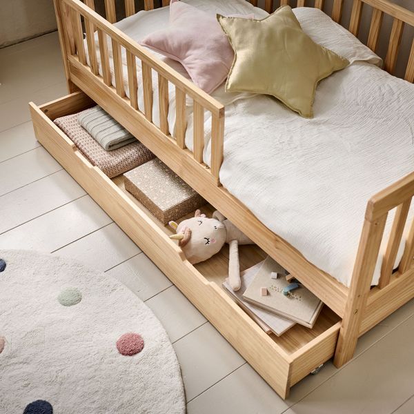 Rangement sous lit enfant 140x70 cm en bois noyer par Petite Amélie