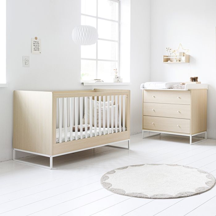 Ensemble chambre STAR, lit bébé + commode à langer + armoire pas