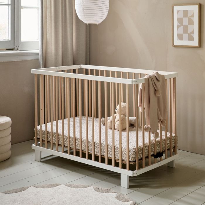 Lit En Bois Blanc Pour Poupées PEEWIT - Avec Matelas, Couette Et Oreiller - Dimensions 49.5x27x23.5 Cm