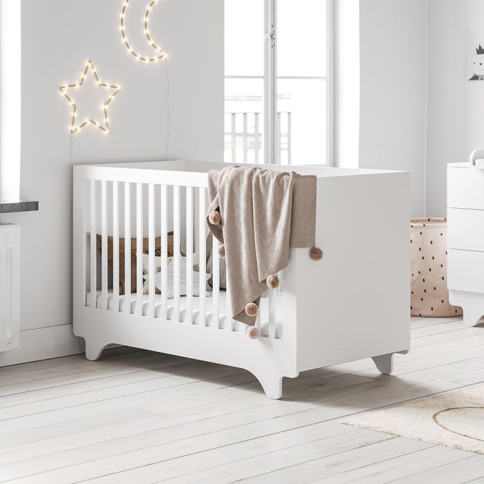 Lit bébé évolutif 70 x 140cm MDF bois Blanc - Childhome – Comptoir des Kids