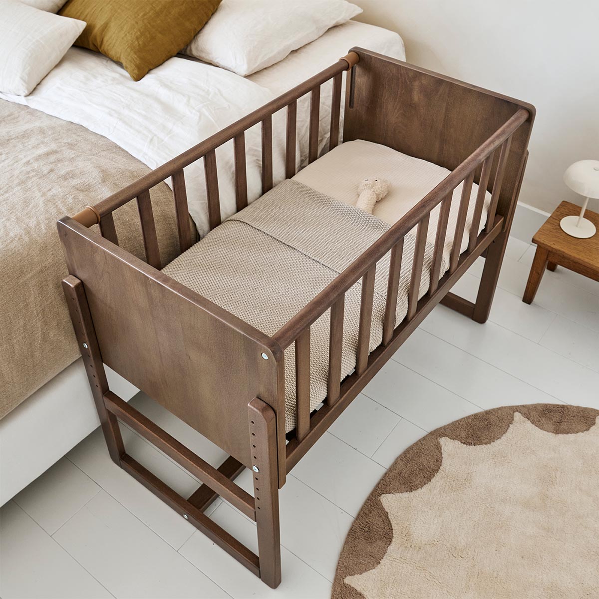 Petite Amélie Drap-housse pour berceau cododo Nuage | Gaze de coton bio | Beige | 40/45x90 cm | 100% biologique certifié Oeko-Tex et GOTS (Petite Amélie) - Image 1