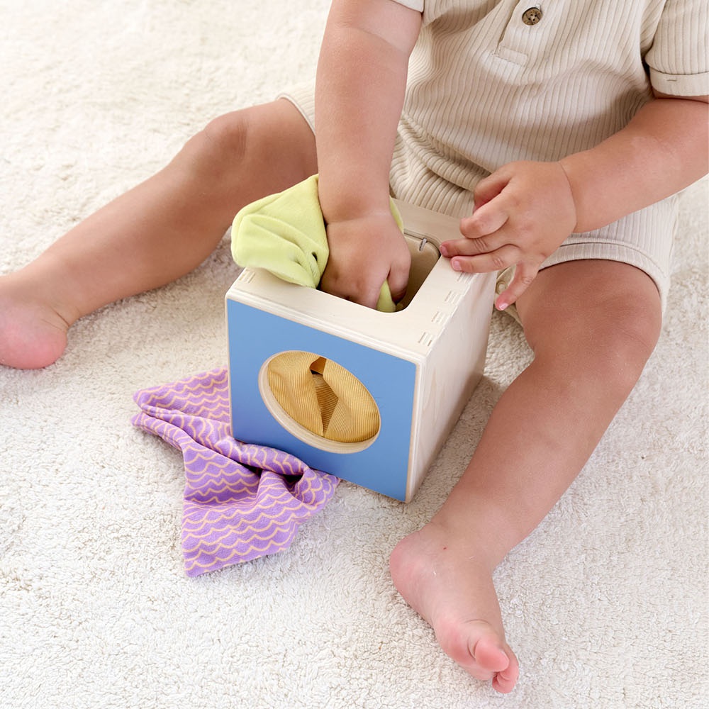 Petite Amélie Coffret de jouets Montessori | Play & Grow | Bois FSC et silicone | 10-12 mois | Kit d'éveil sensoriel pour bébé (Petite Amélie) - Image 8