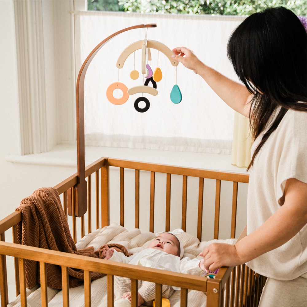 Petite Amélie | Coffret de jeux Montessori Play & Grow | Développement sensoriel | Noir et blanc | 0-3 mois | Kit d'éveil complet pour bébé (Petite Amélie) - Image 2