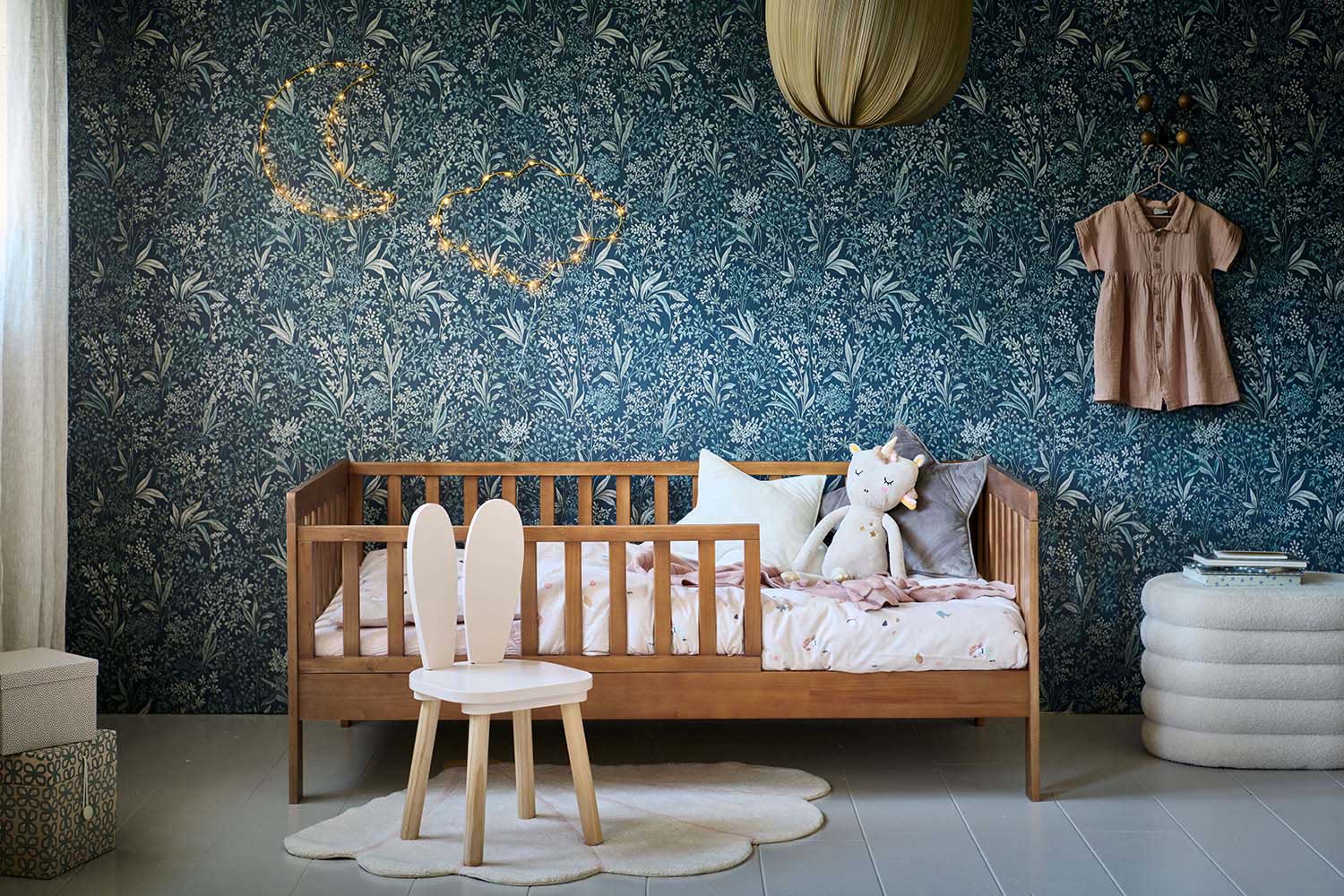 Petite Amélie | Lit enfant Plume | Lit pour tout-petit avec protection antichute | Brun Noyer | 70x140 cm (Petite Amélie) - Image 8