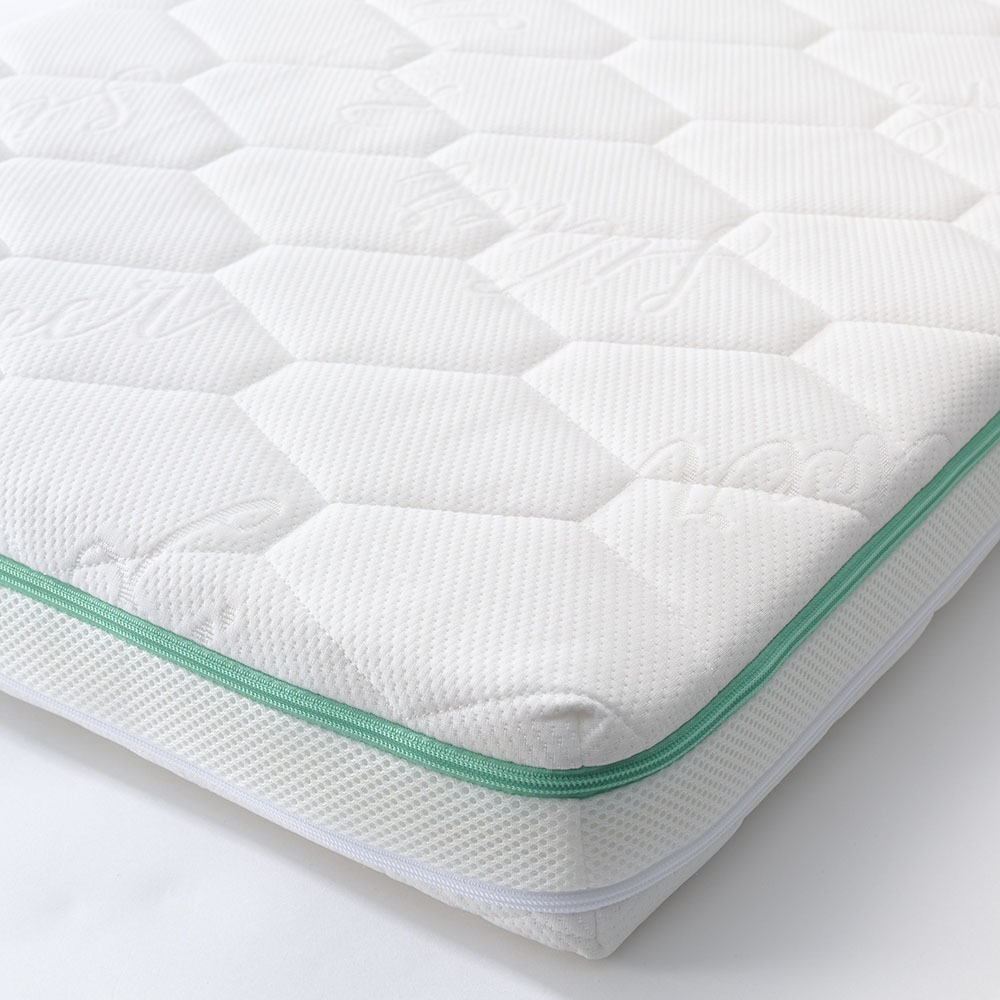 Petite Amélie | Matelas enfant Pura premium en latex | Housse lavable antibactérienne | 70x140 cm | Mousse recyclée et respirante (Petite Amélie) - Image 5
