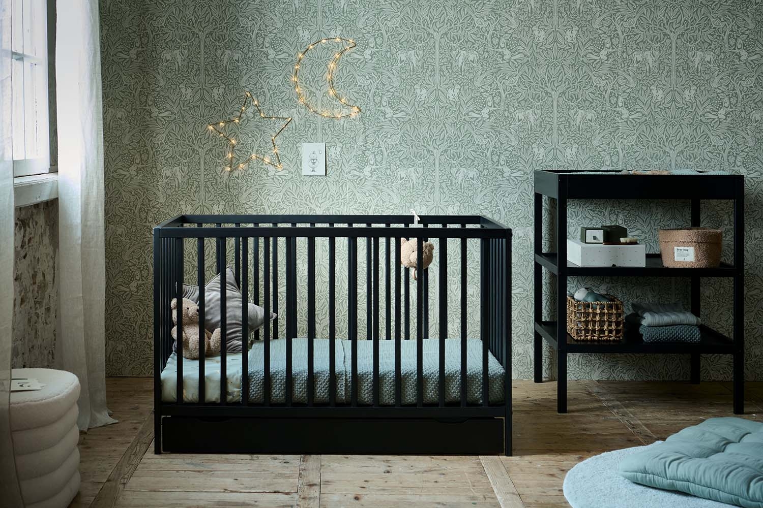 Petite Amélie Table à langer Hêtre | Bois massif et MDF | Noire | 76,4x56,4x95,4 cm (Petite Amélie) - Image 3