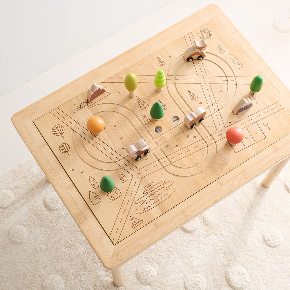 Petite Amélie | Table d'activité sable et eau Forêt | Bambou | 18 mois+ | 73,5x53,5x49,5 cm | Multifonctionnelle avec circuit de train et tableau (Petite Amélie) - Image 6