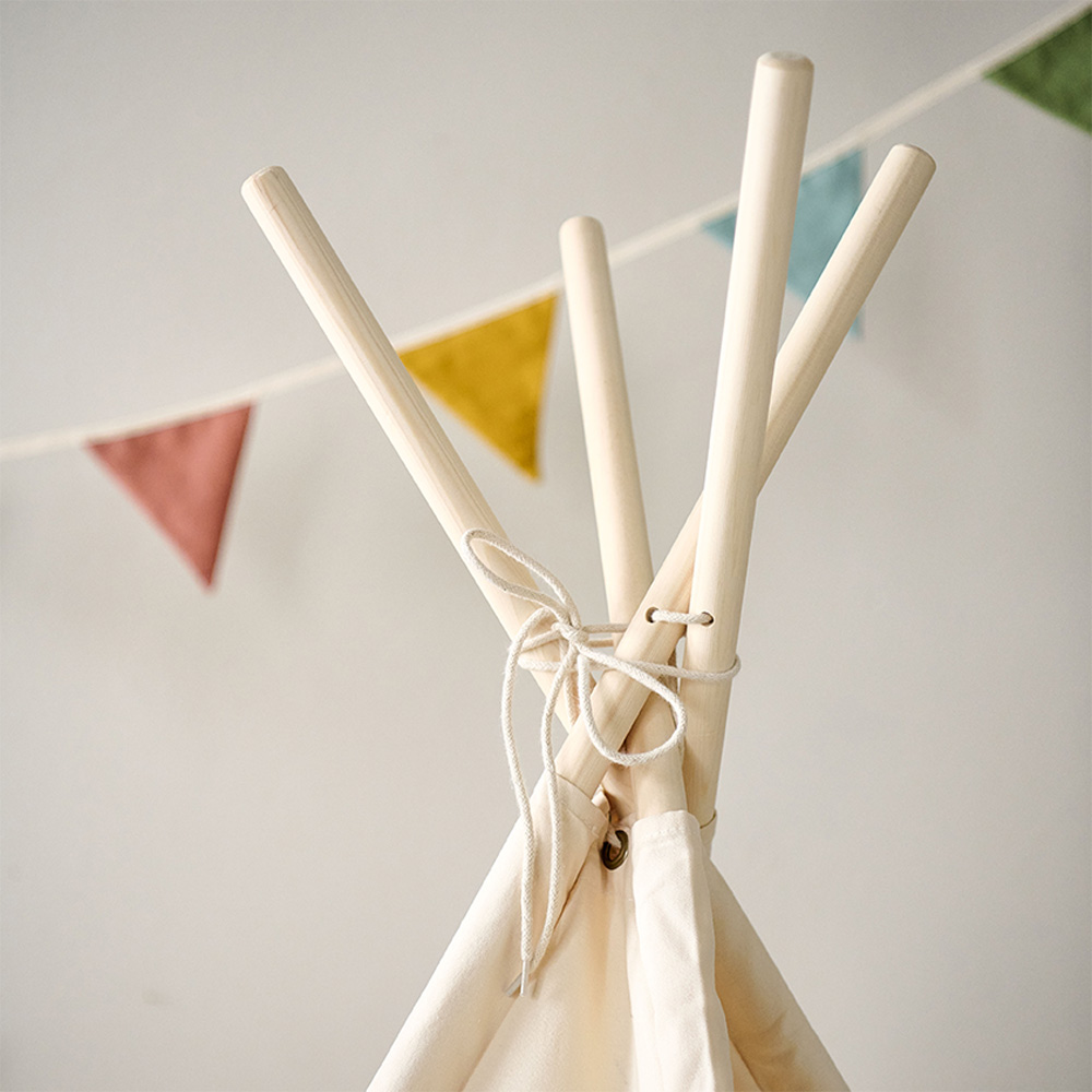Petite Amélie | Tipi enfant en toile de coton | Beige | 158 cm de haut x 120 cm de diamètre | Tente de jeu avec tapis de sol inclus (Petite Amélie) - Image 6