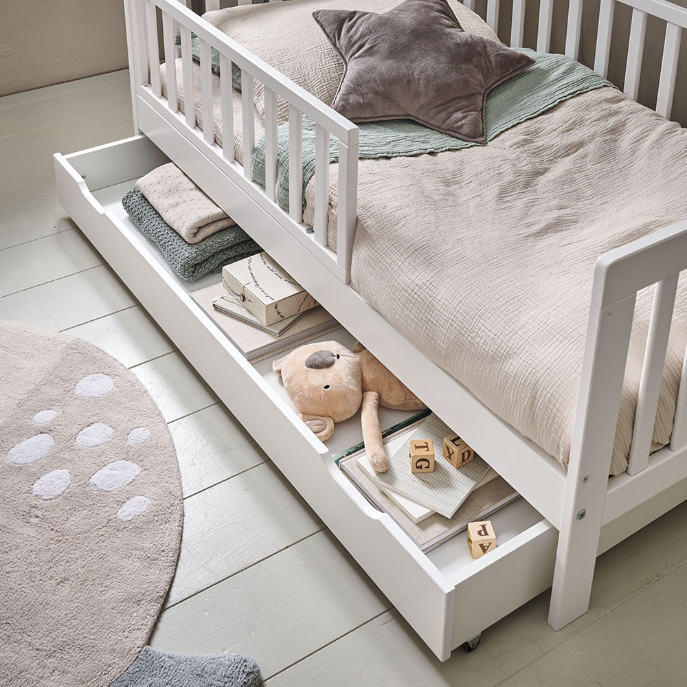 Lit bébé évolutif 3 en 1 et son matelas blanc