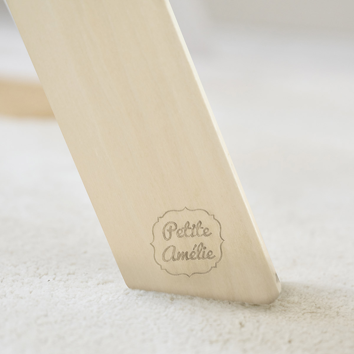 Petite Amélie | Portique d'éveil bébé Mer | Bois naturel | 60x50x48 cm | Arche de jeu pour nourrisson avec trois accessoires en peluche amovibles (Petite Amélie) - Image 9