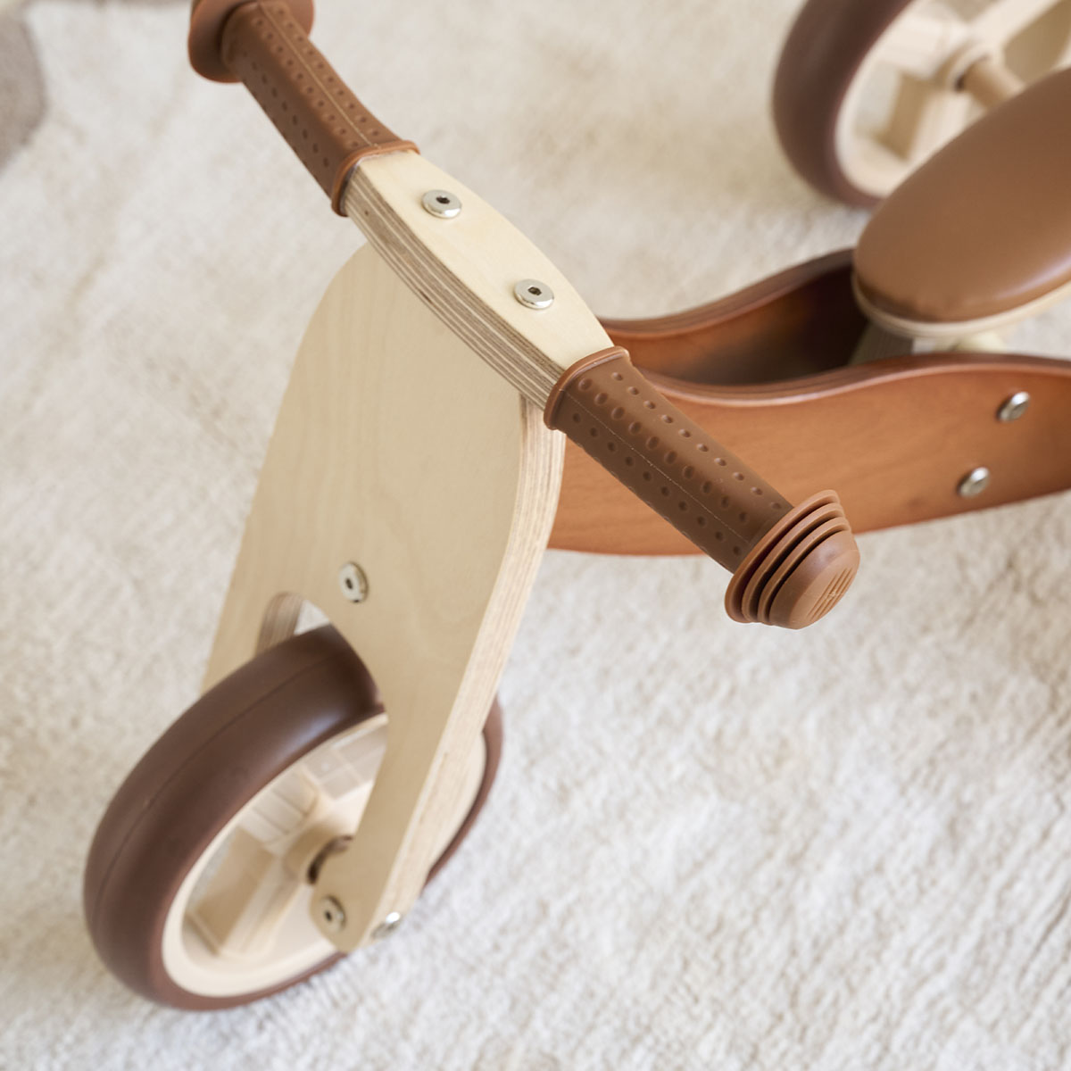 Petite Amélie | Tricycle draisienne évolutif en bois certifié FSC | Noyer | Structure robuste pour enfant (Petite Amélie) - Image 8