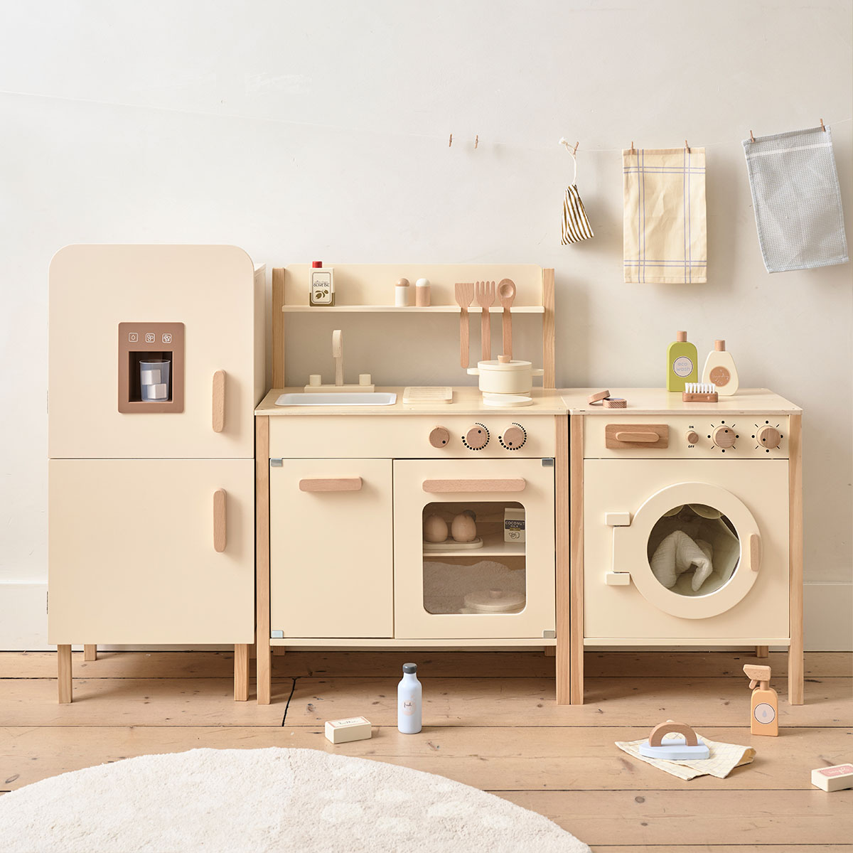 Petite Amélie | Set d'aliments en bois pour dinette | 10 pièces | Jeu d'imitation en bois naturel pour enfant | Motricité fine (Petite Amélie) - Image 4