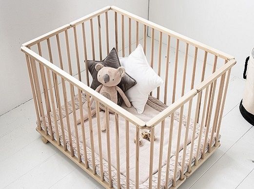 parc bébé bois par Petite Amélie