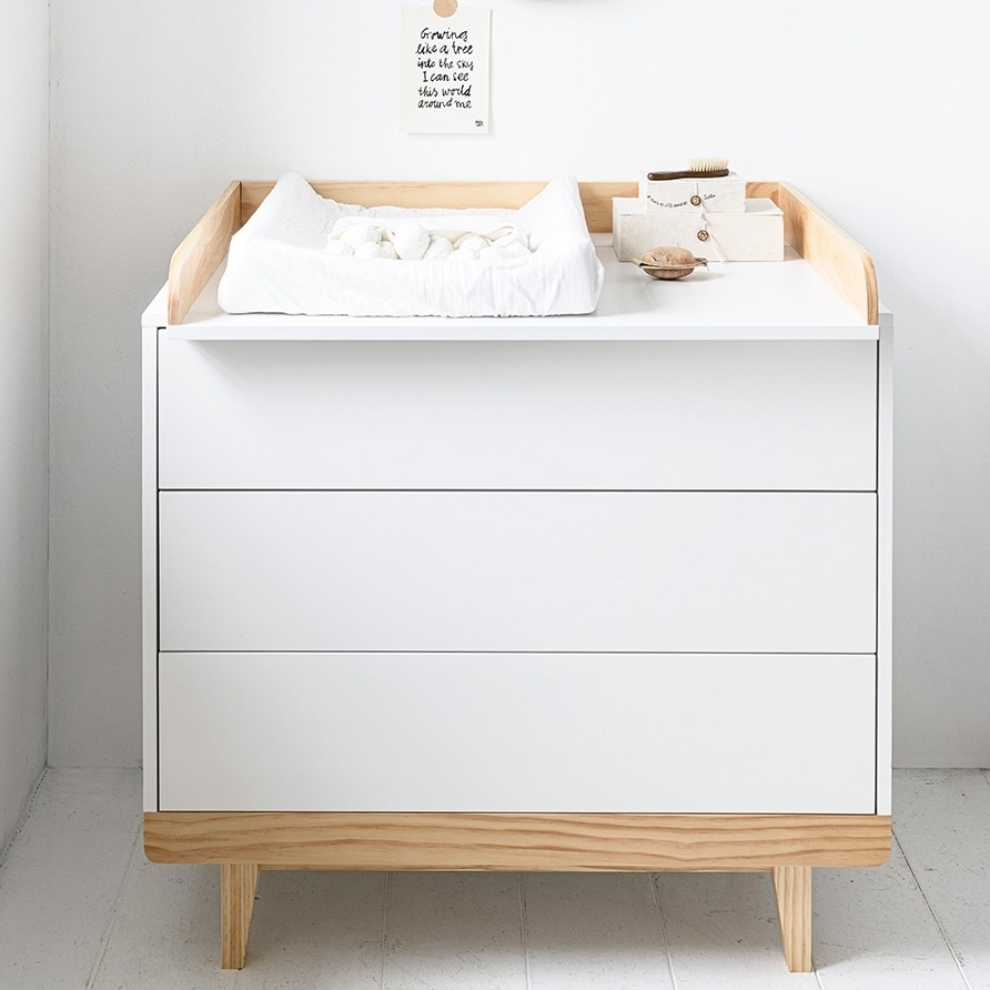 Commode à langer pour chambre bébé bois blanc