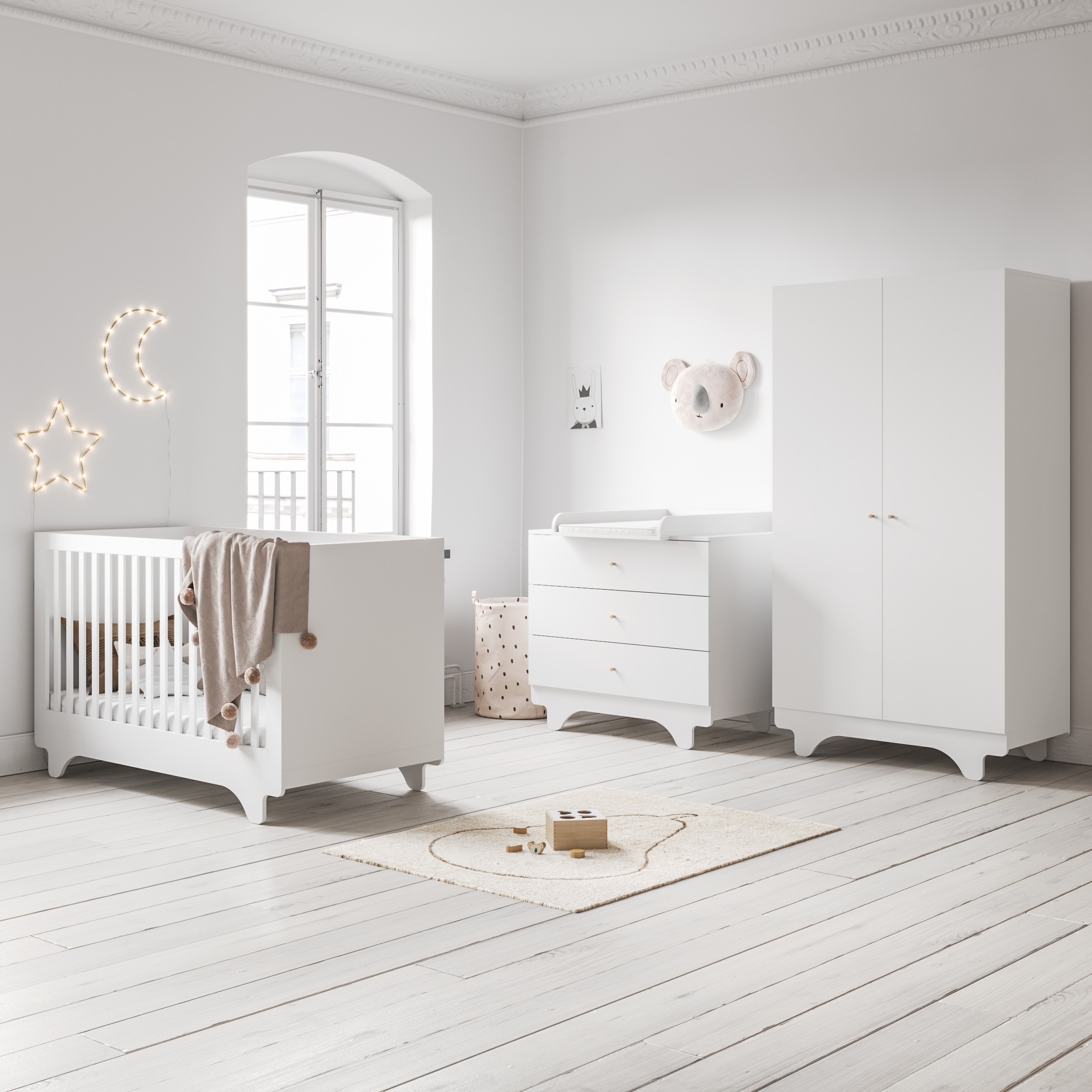 chambre bébé bois blanc lit commode et armoire bébé par Petite Amélie