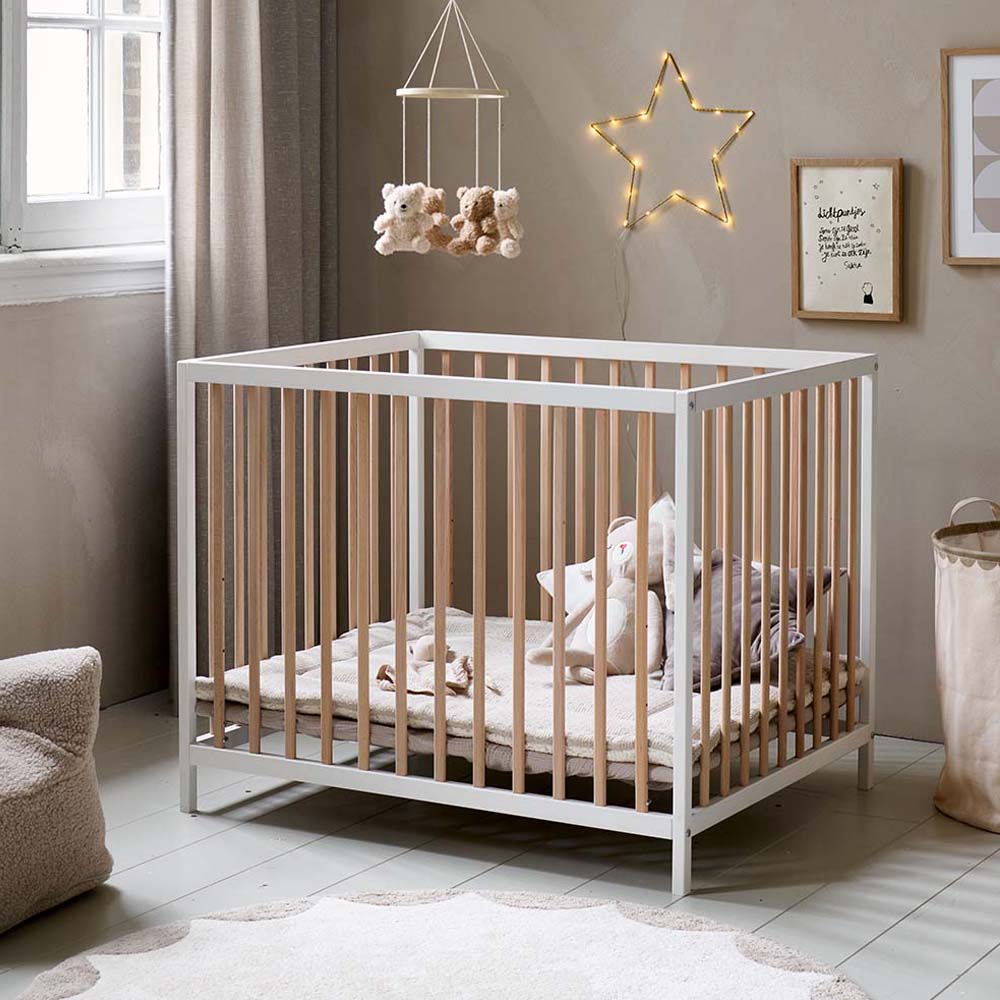 Liste de naissance le parc bébé pliable de Petite Amélie