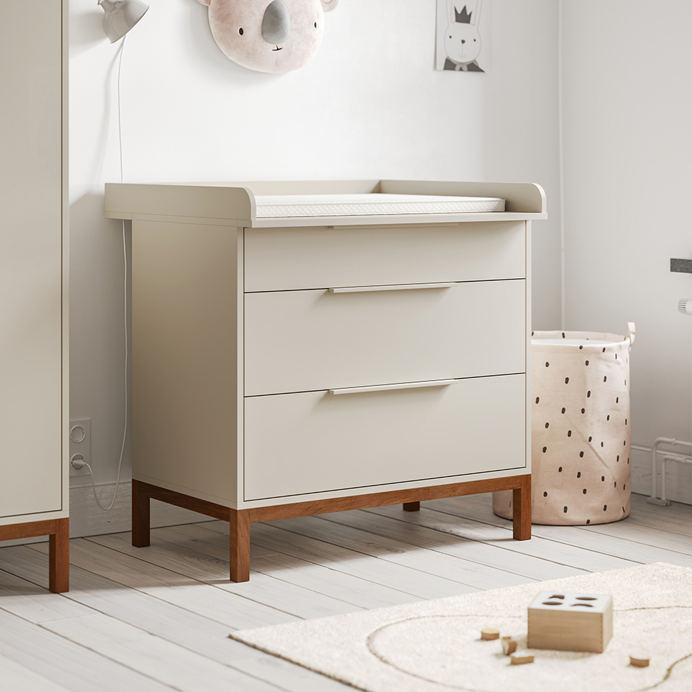 Commode à langer bébé 